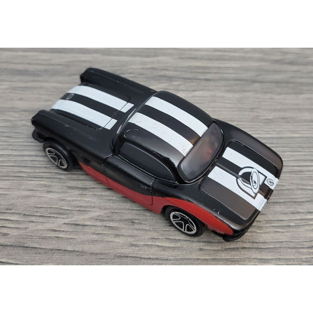 VTG 1998 Matchbox Taco Bell '62 Corvette Black‎ Red with White Stripes